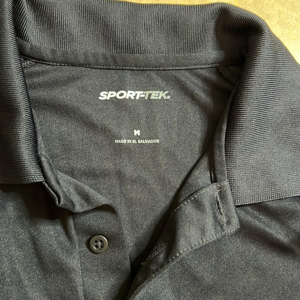 💙Men’s collared tee💙 - Picture 2 of 3